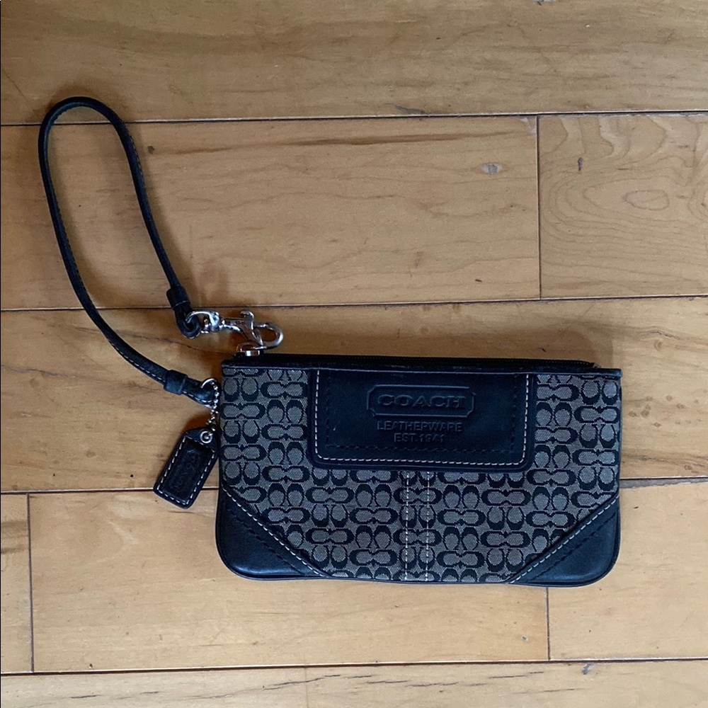 Coach Signature Black and Brown Wristlet